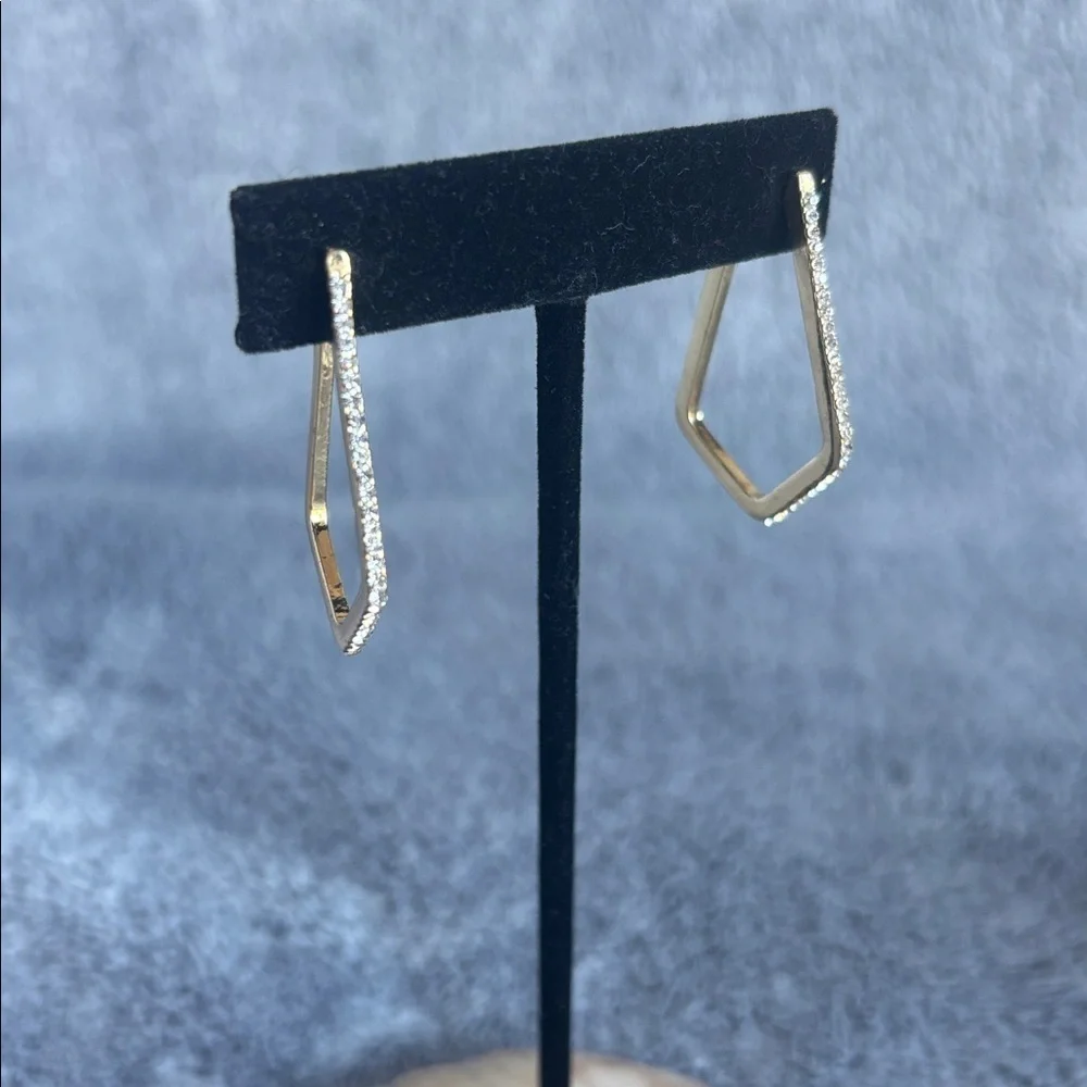 Mixed Set of 4 Earrings in Gold Earrings EUC